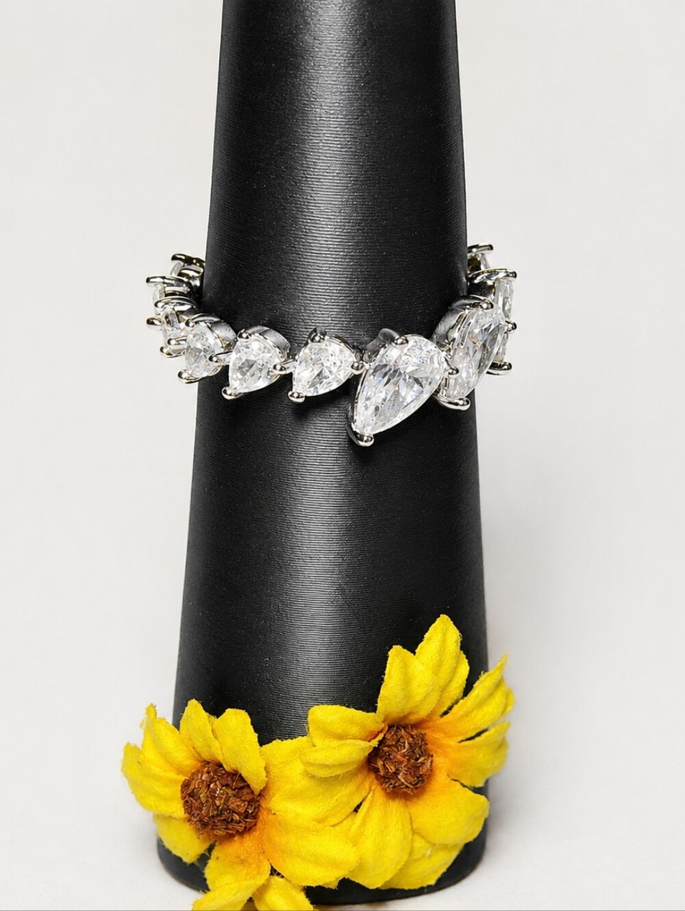Bomb Party Graduated CZ Eternity Ring – Size 8 Rhodium plating